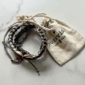 Puravida set hemp jute logo charm wood stretch beaded slider brand-new